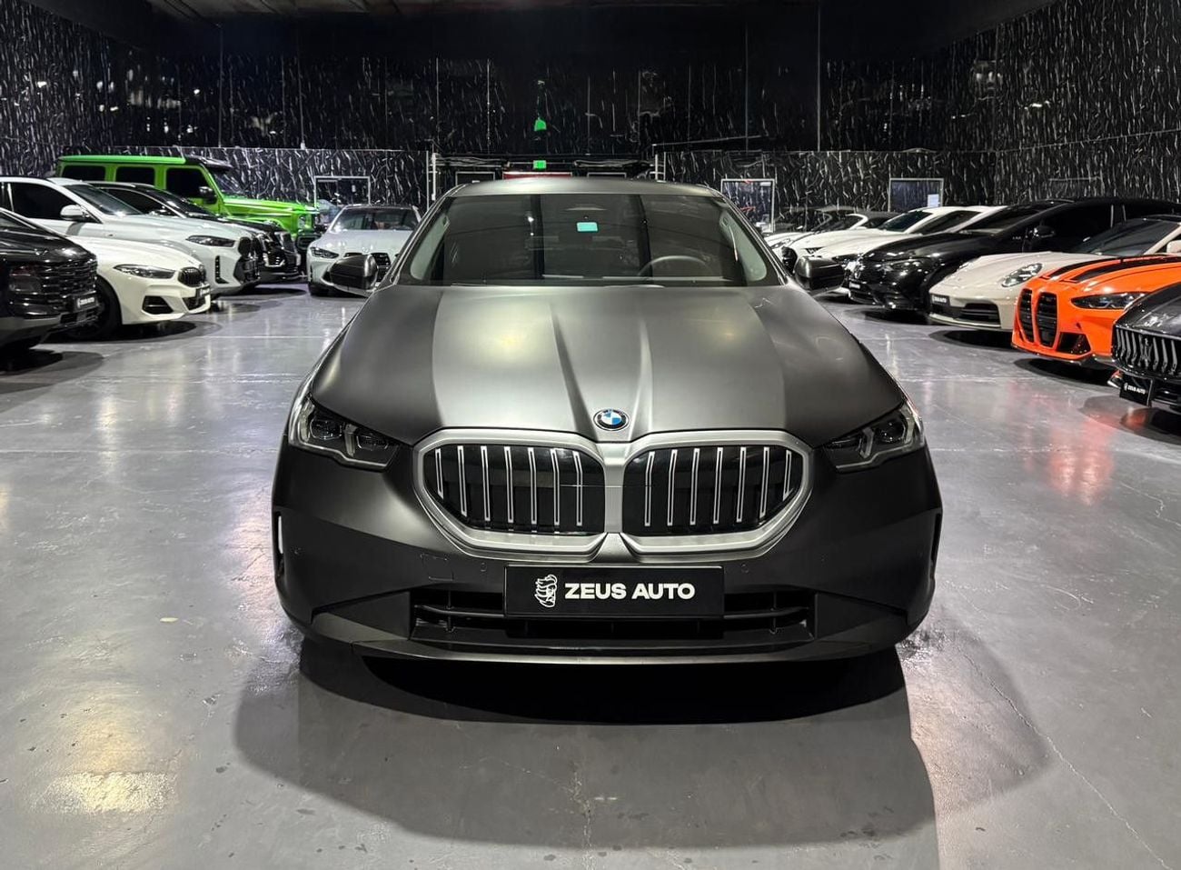 BMW 520i EXCELLENCE BMW 5 Series 520 2025 | Full PPF | GCC | Low Mileage | AGMC Warranty 2030 | AGMC Service