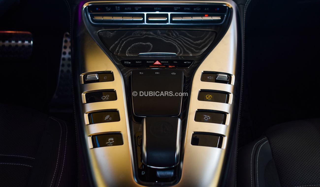 مرسيدس بنز ايه ام جي جي تي 43