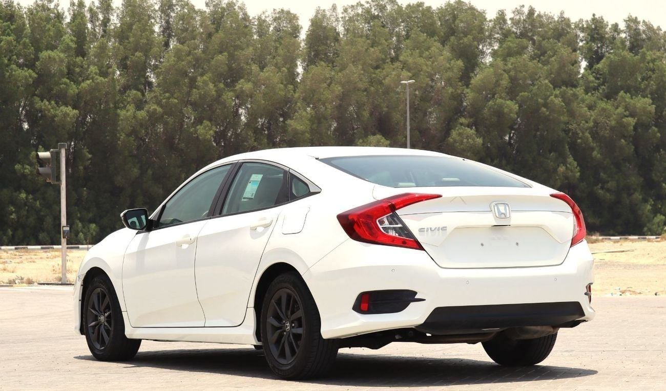 هوندا سيفيك هوندا سيفيك 2020 سياره خلجيه  بحالة ممتازه صبغ وكاله بدون حوادث  ممشى  KM115.000 بسعر 48000 درهم