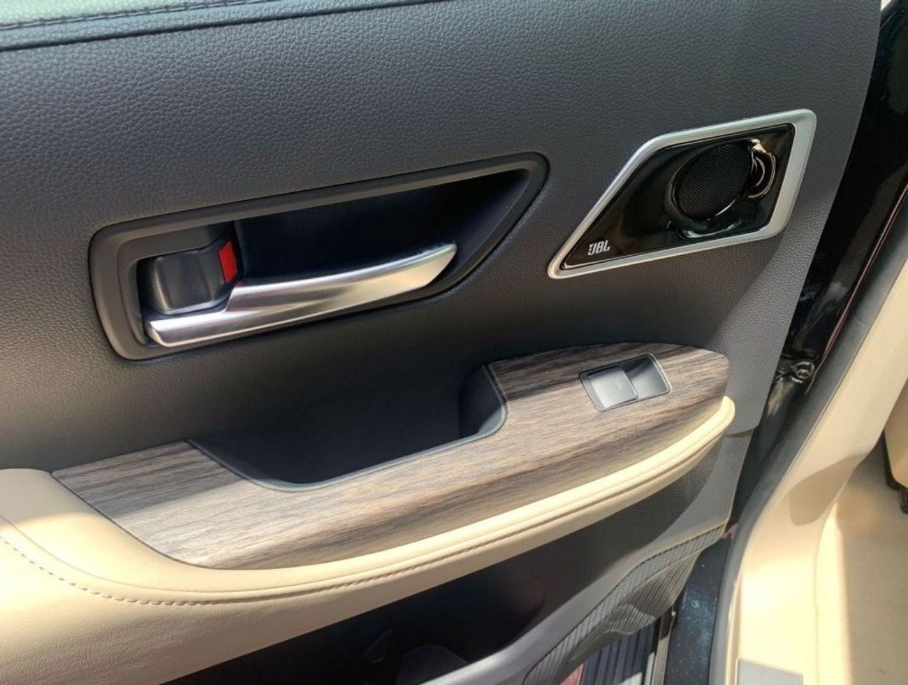 Toyota Land Cruiser 4.0L VX.R PLUS V6