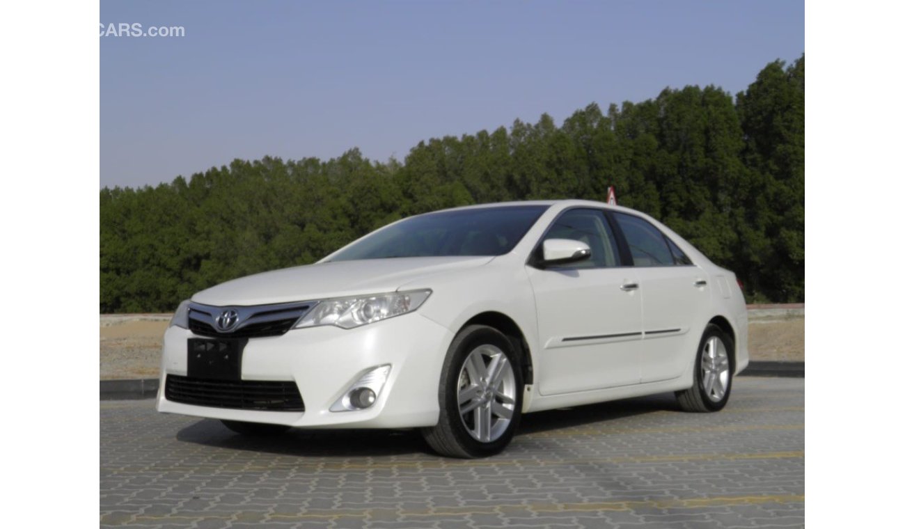 Toyota Camry 2015 SE+ REF#695