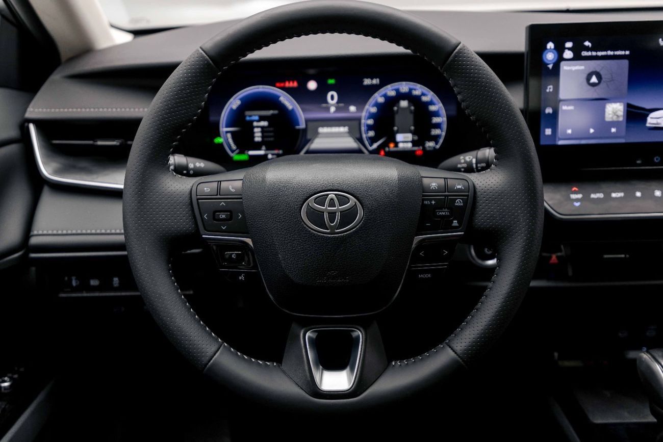 تويوتا كامري Premium 2.5L - Hybrid - White Inside Black | Export Only