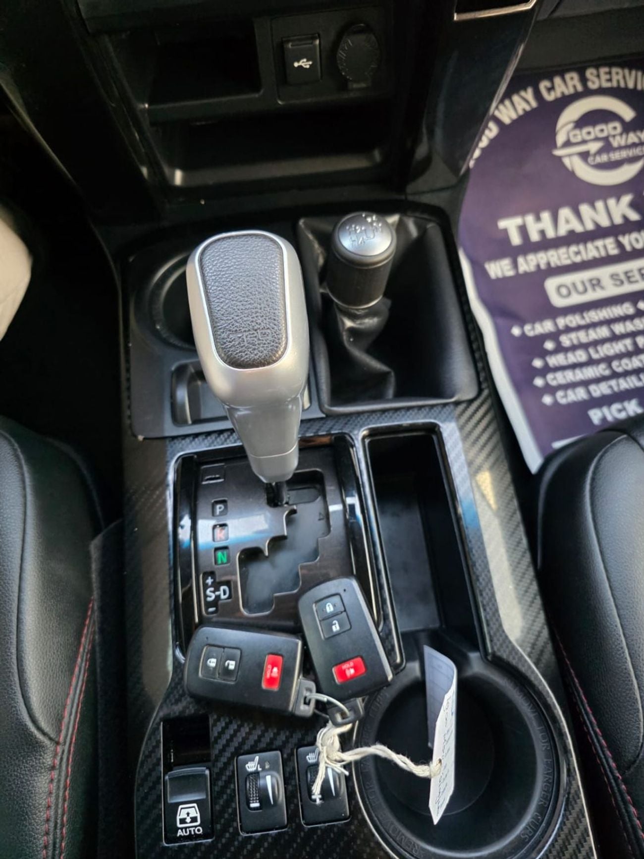 Toyota 4Runner LIMITED sunroof , 4x4 and Original leather and Push button