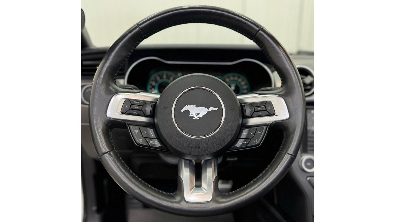 Ford Mustang 2019 Ford Mustang GT Convertible, Nov 2026 Ford Warranty, Service Pack, Excellent Condition, GCC