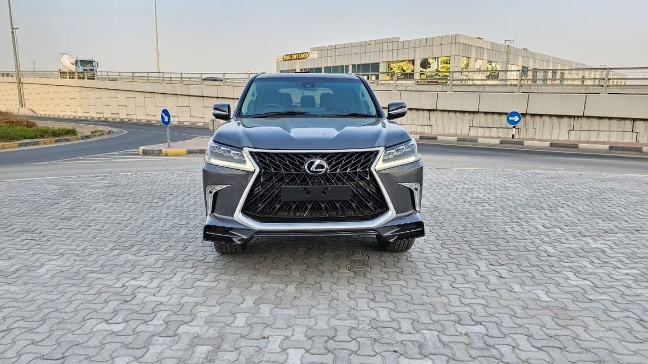 لكزس LX 570 Petrol 5.7 Liter Right Hand Drive Automatic Gear T.V With 4 Cameras