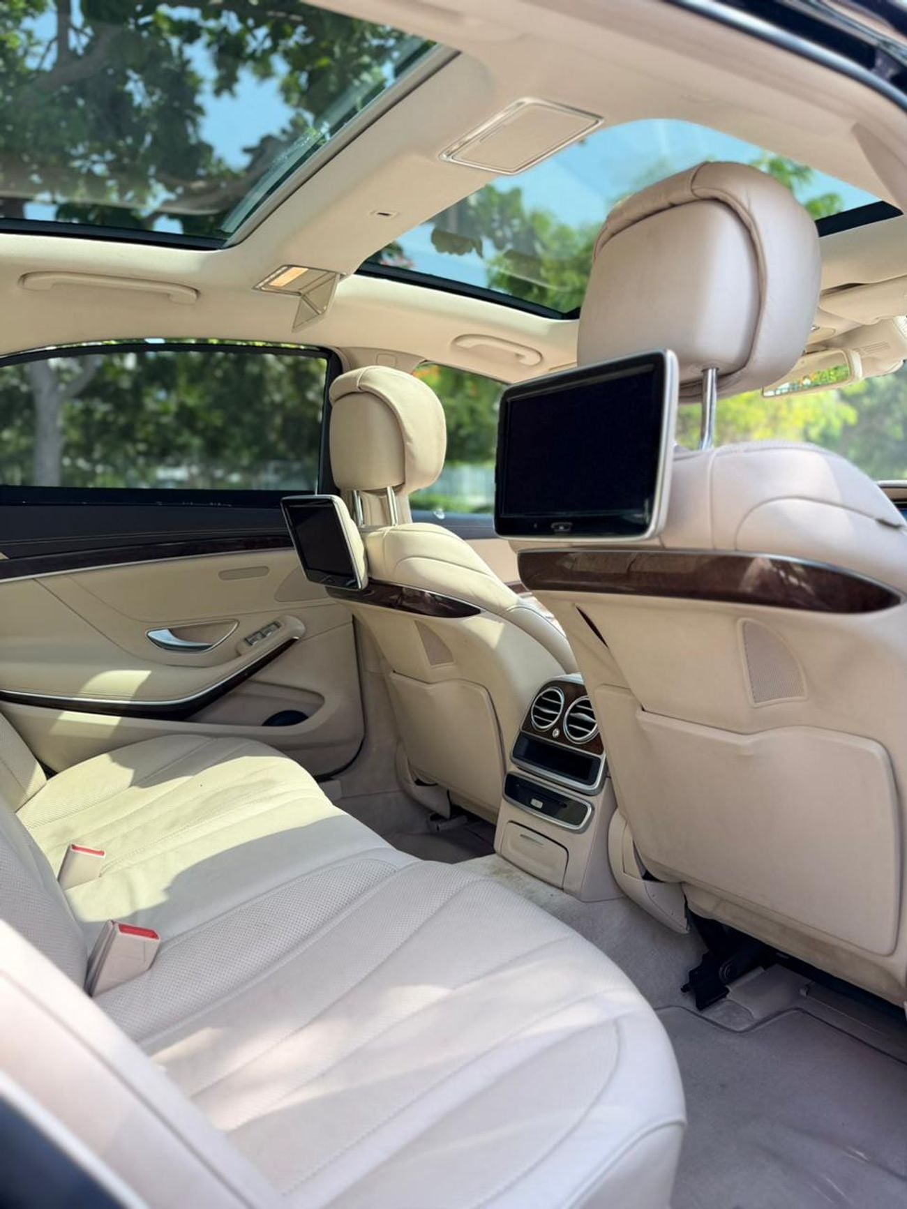 Mercedes Benz S400