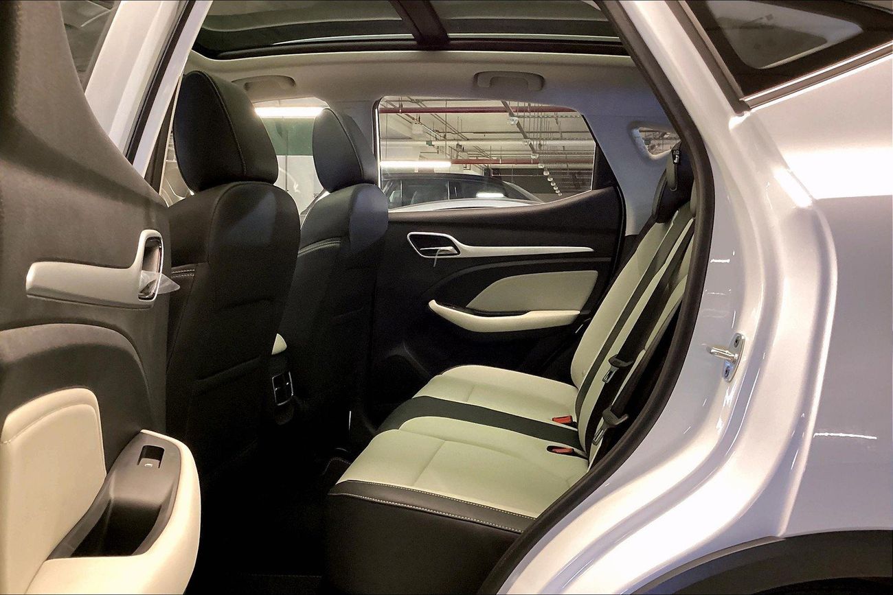 أم جي ZS Luxury | شامل الضمان | 0 ﺪﻔﻋﺓ ﺃﻮﻟﻯ