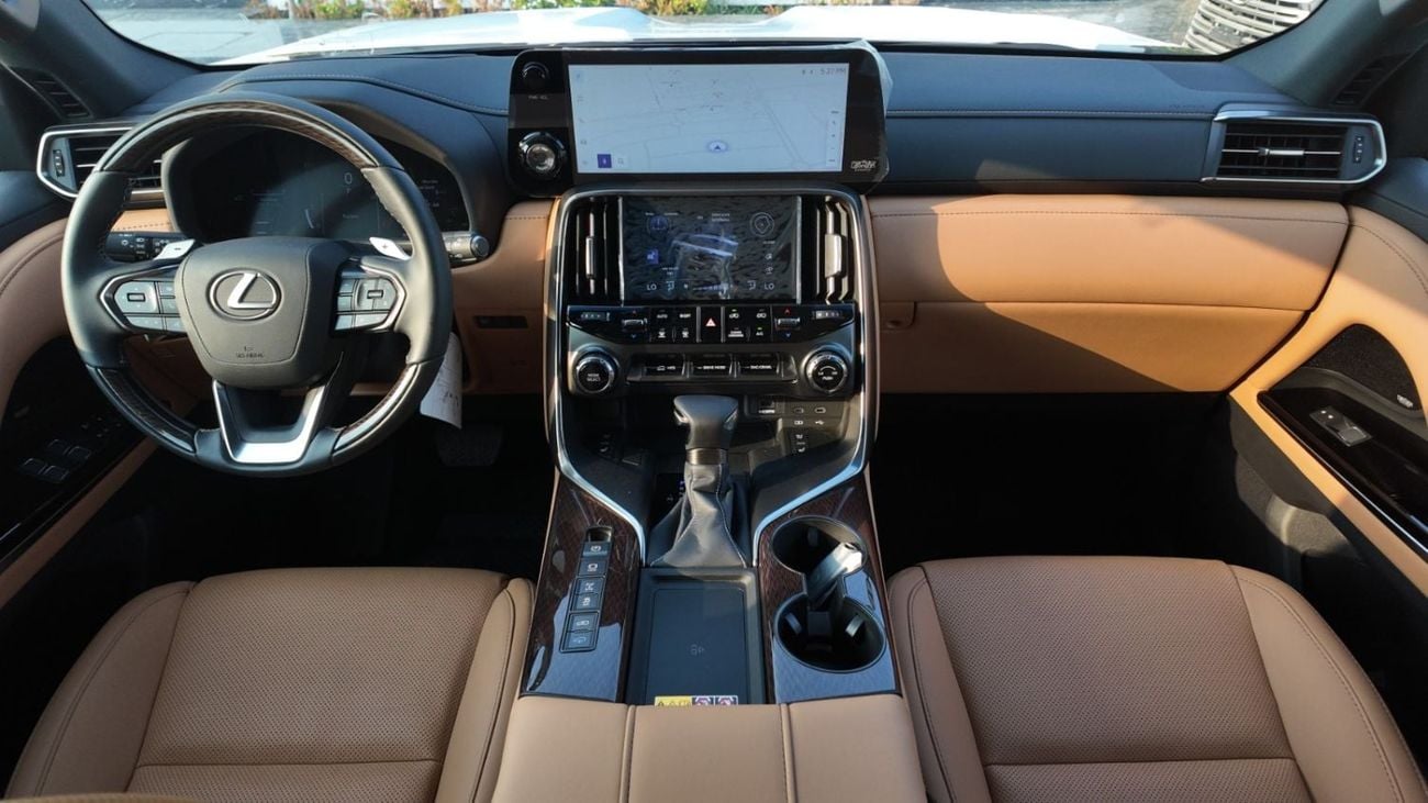 Lexus LX600 SIGNATURE