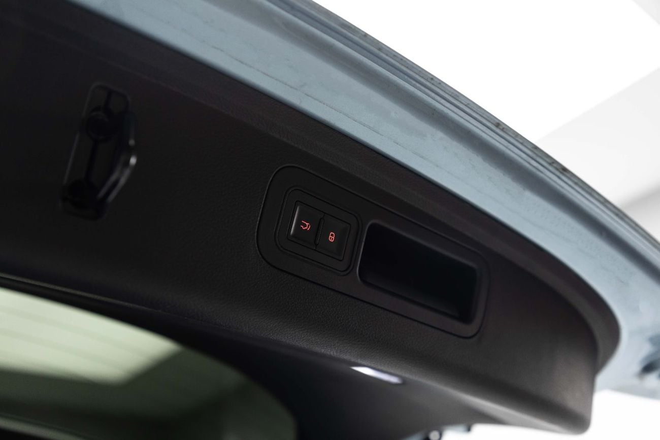 بي واي دي تانغ Champion Flagship 1.5L - Blue Inside Beige | Export Only