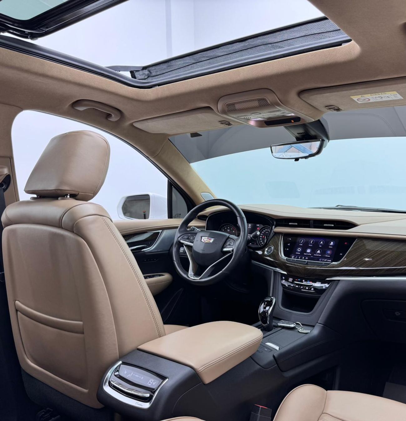 Cadillac XT6 Premium Luxury 3.6L 2020 Cadillac XT6 Premium Luxury, Cadillac Service History, 1 Year Warranty, GCC