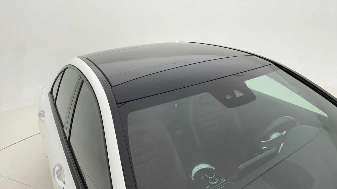 Mercedes-Benz C 300 PREMIUM + AMG SPORT PACK 2 | Zero Down Payment | Free Home Test Drive