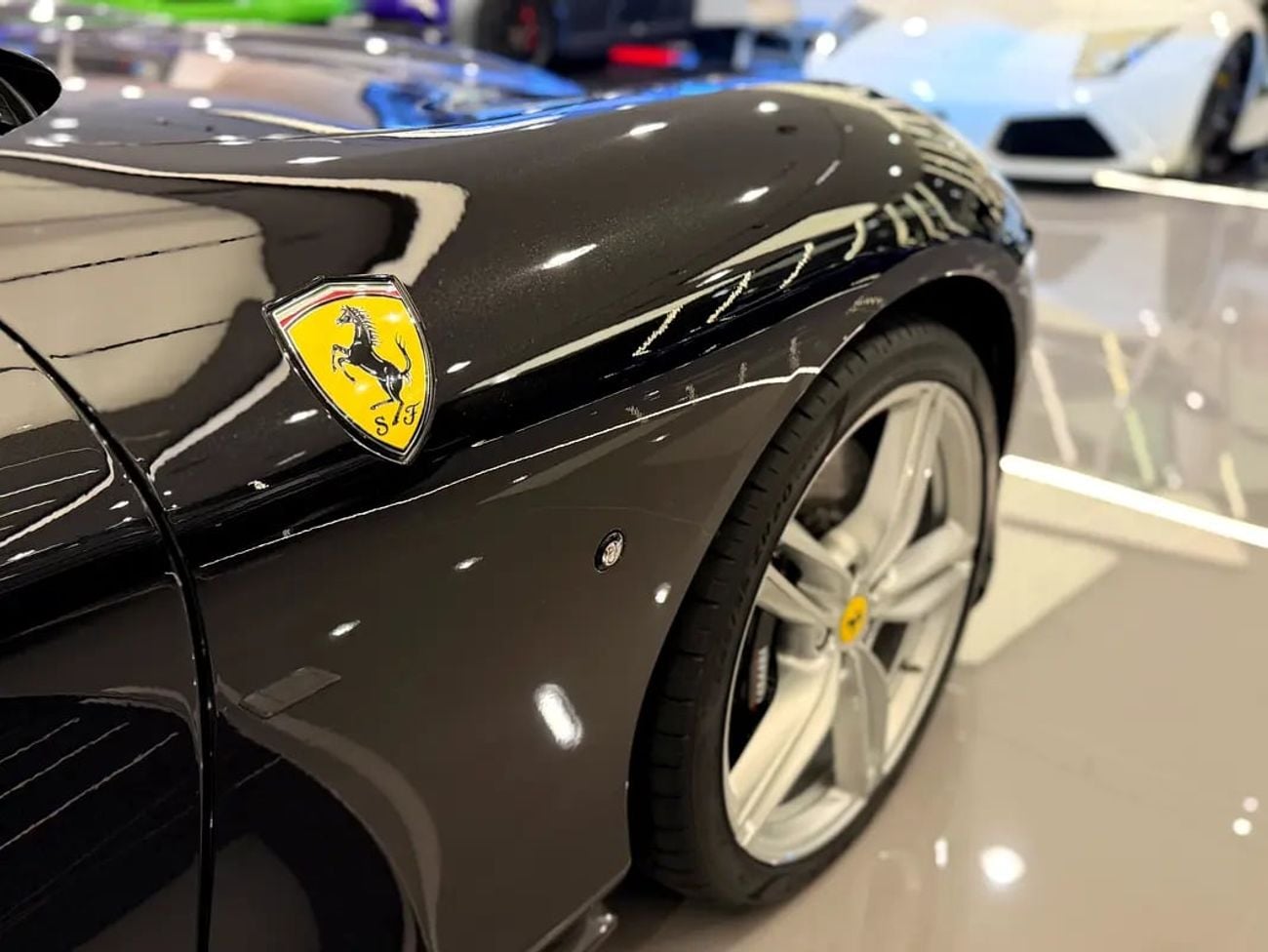 Ferrari Roma Spider - - Brand