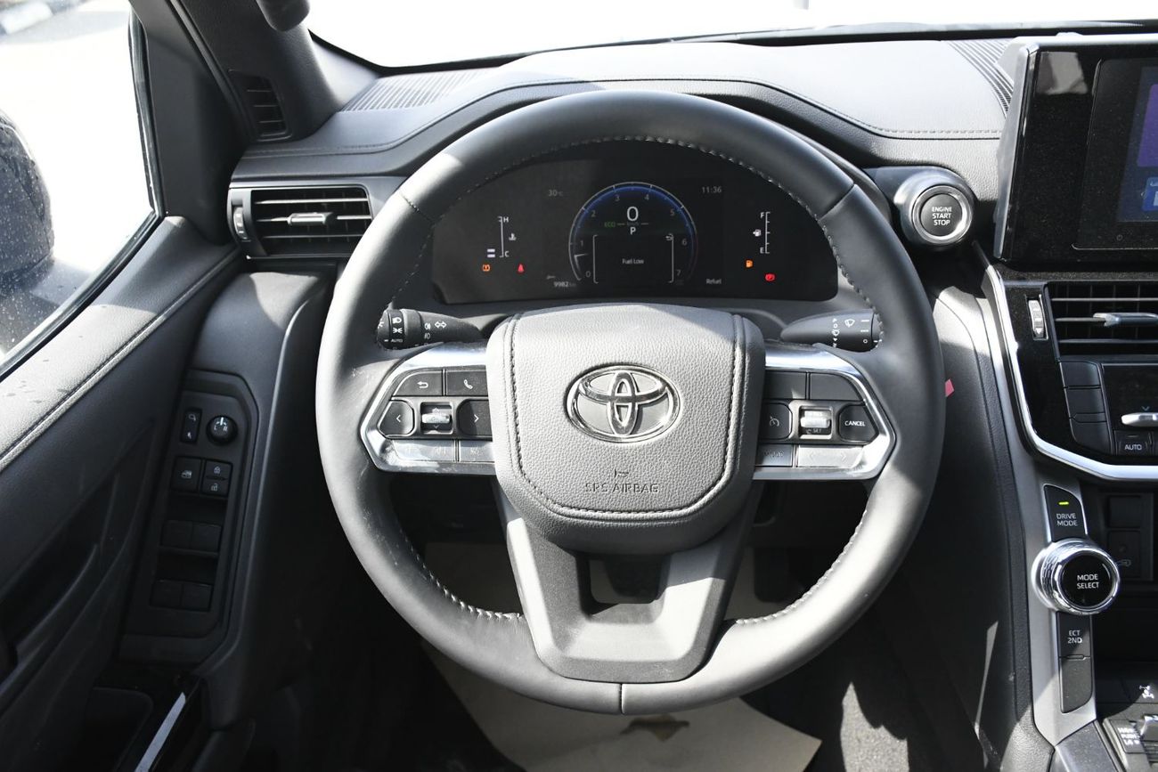 Toyota Land Cruiser 3.5L Twin Turbo Basic Option ( Ready Stock)