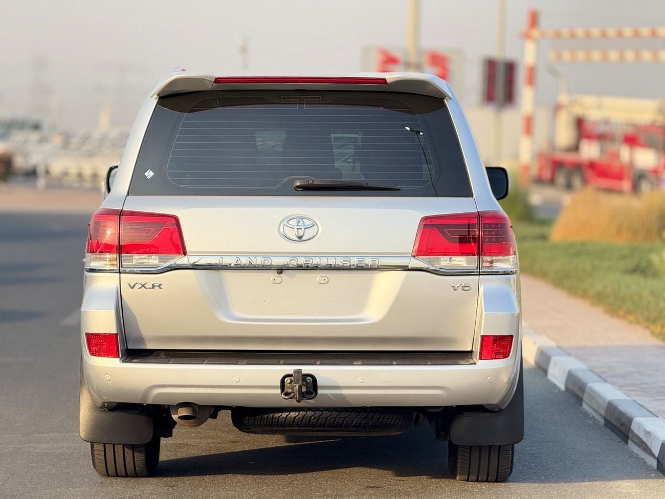 تويوتا لاند كروزر VXR 4.6L 4WD