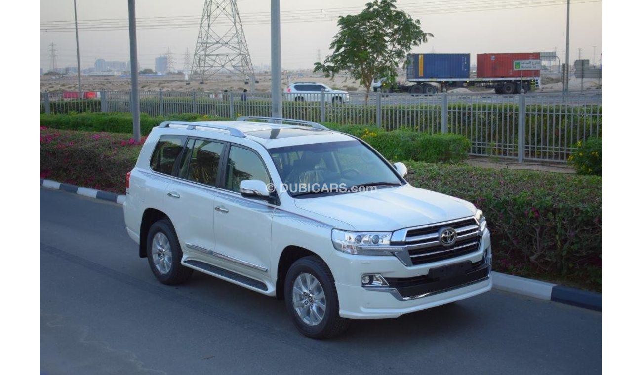 Toyota Land Cruiser 200 GXR 4.6L V8 PETROL WITH AERO KIT