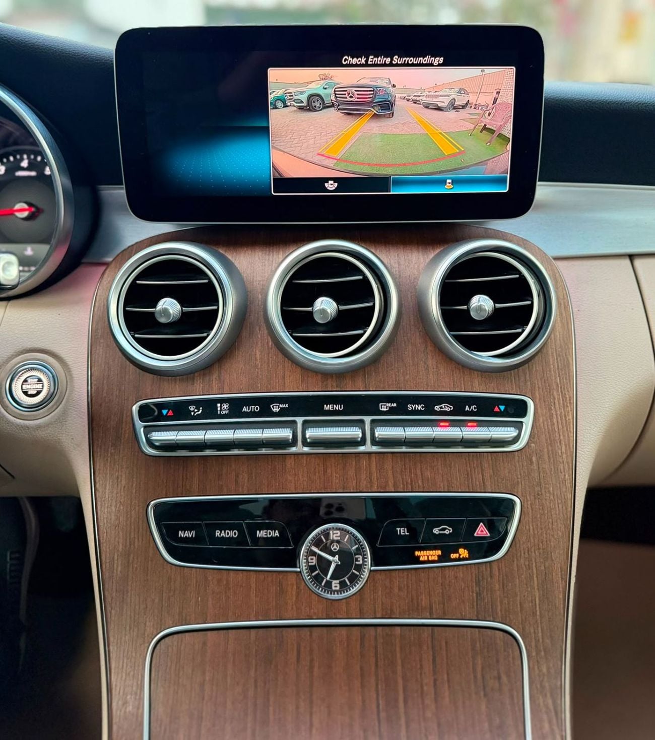 مرسيدس بنز C 300 STD (NON GCC)