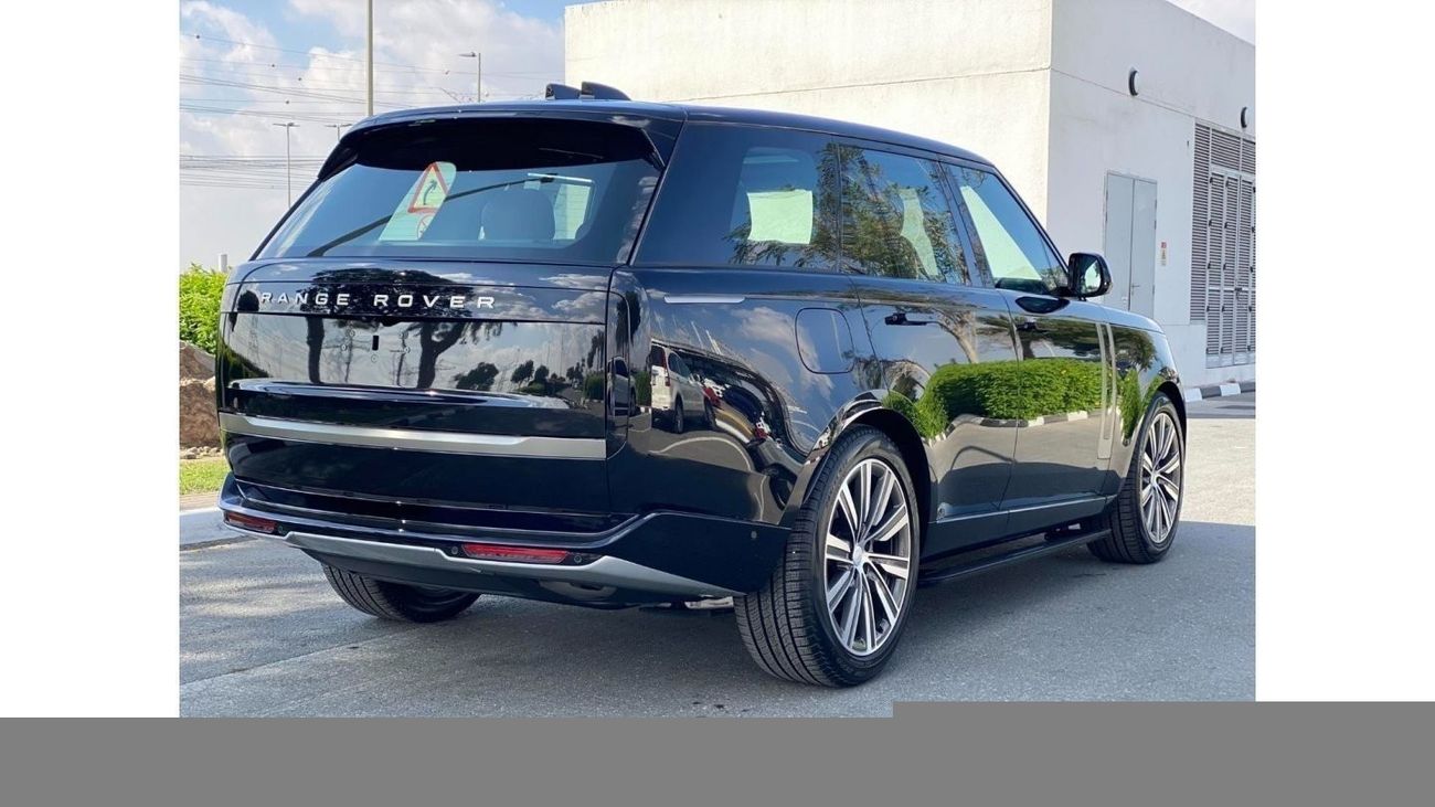 Land Rover Range Rover GCC SPEC UNDER WARRANTY AND SERVICE