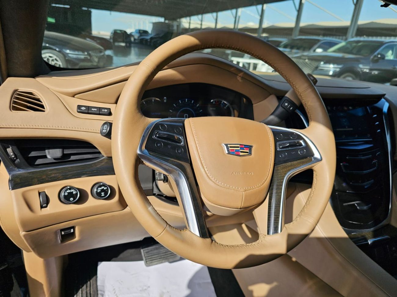 كاديلاك إسكالاد L Platinum 6.2L