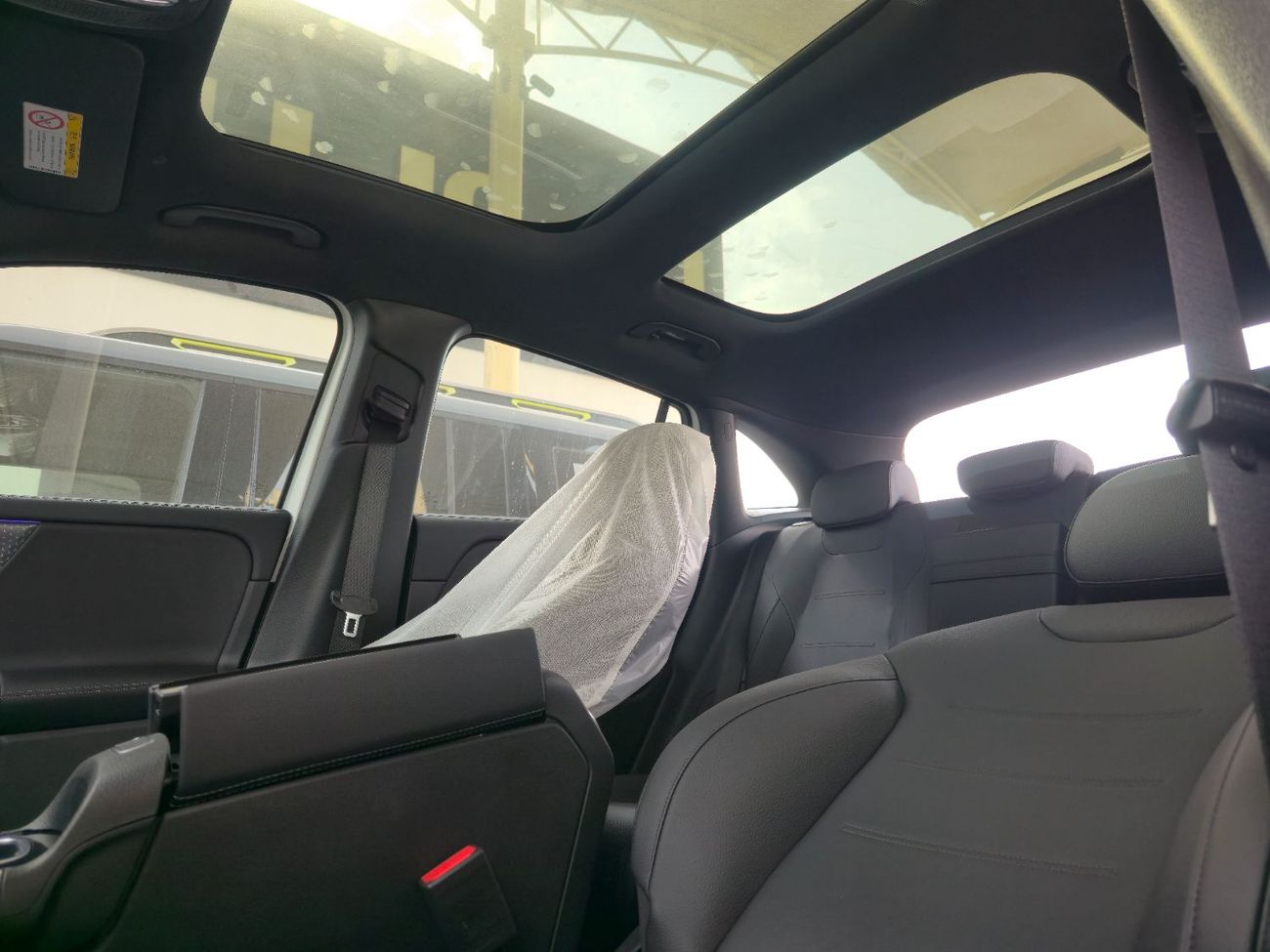 Mercedes-Benz GLA 200 MERCEDES BENZ GLA200 1.3L TURBO FULL OPTION MODEL 2025