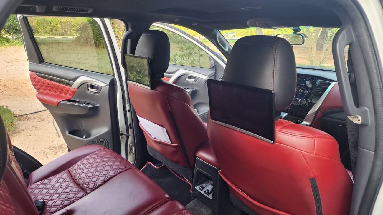 ميتسوبيشي مونتيرو سبورت GLS Premium 3.0L (7 Seater)