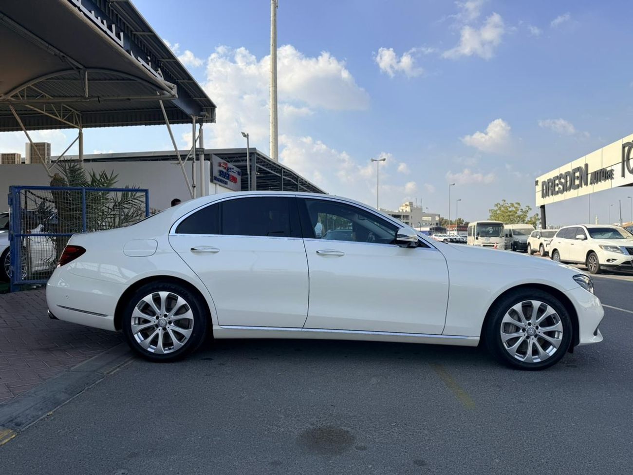 مرسيدس بنز E 400