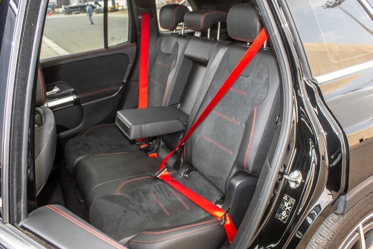 مرسيدس بنز GLB 35 AMG