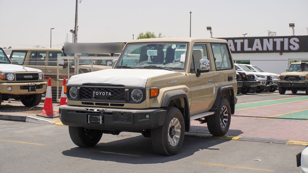 Toyota Land Cruiser 70 LX 4.0L V6 A/T