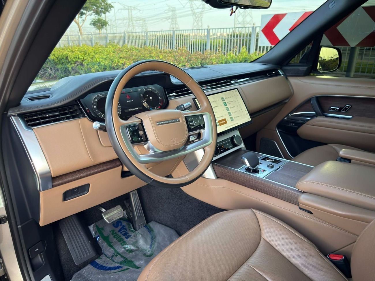 Land Rover Range Rover First Edition P530 4.4L GCC SPEC NEAT AND CLEAN
