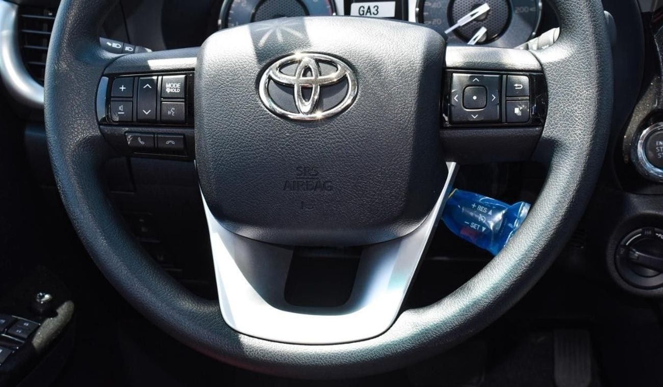 تويوتا هيلوكس S GLX 2.7L 4WD A/T S GLX 2.7L 4WD, KEYLESS ENTRY, PUSH START, SEAT COOLER , MODEL 2024 SAUDI SPECS