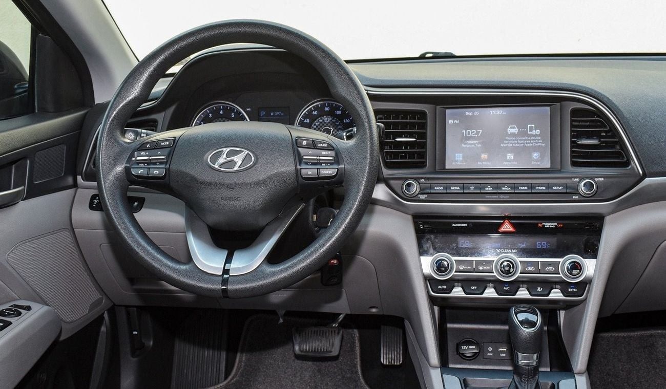 Hyundai Elantra Comfort 2.0L