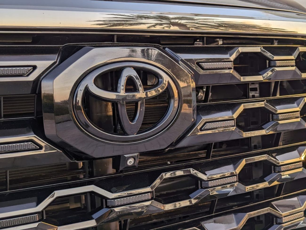 Toyota Tundra Toyota tundra 2023 LHD grey colour