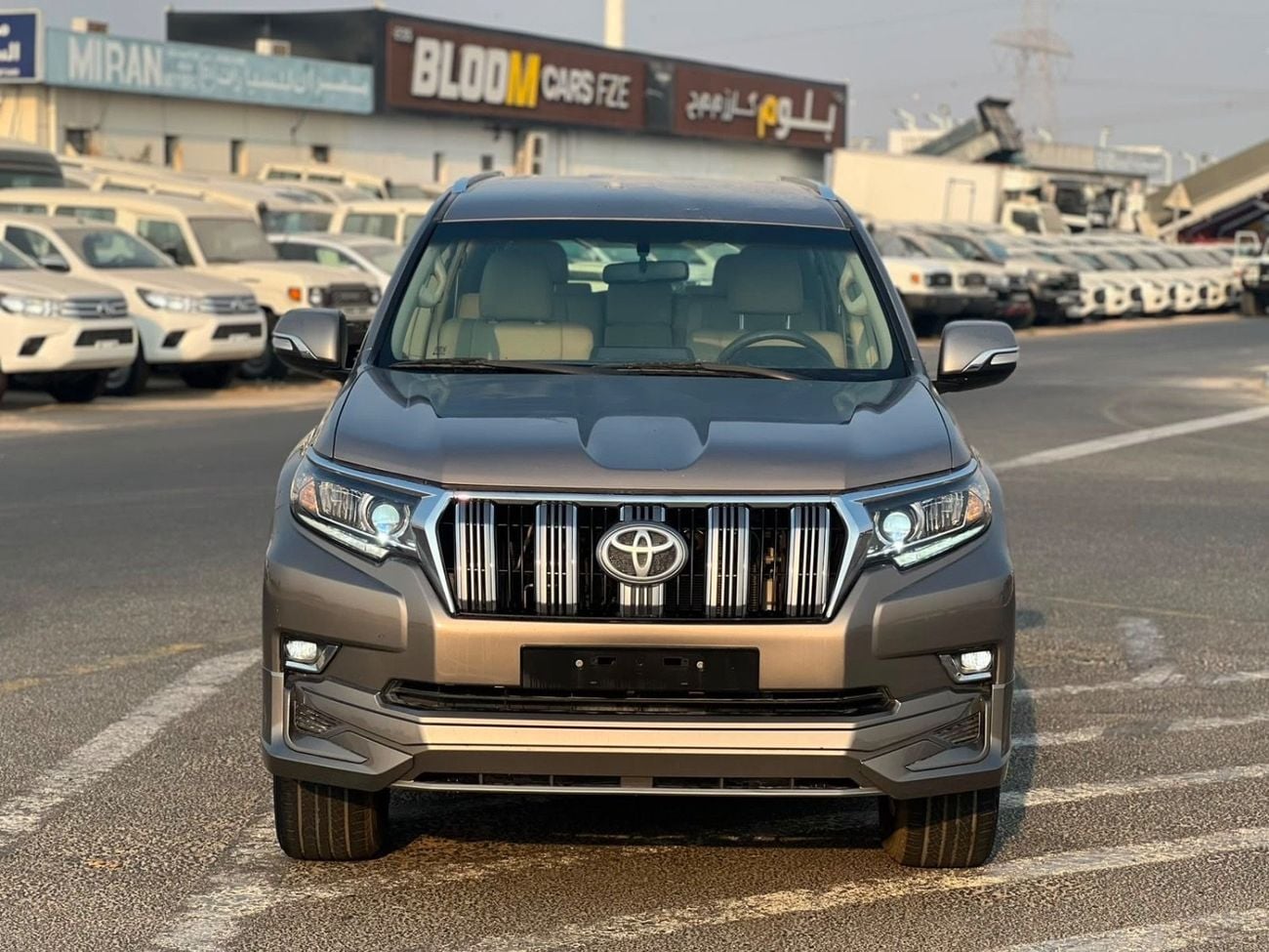 Toyota Prado TX-L 2022  Toyota Prado TXL 2.7L V4- AWD 4x4 - No Accedent -  - Rear Sensor -
