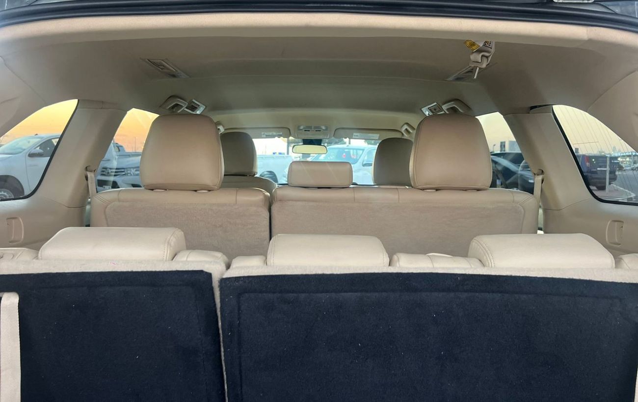 Toyota Highlander 2019 Toyota Highlander Le Plus 3.5L V6 - Rear Camera - 7 Leather Seat- Auto Trunk