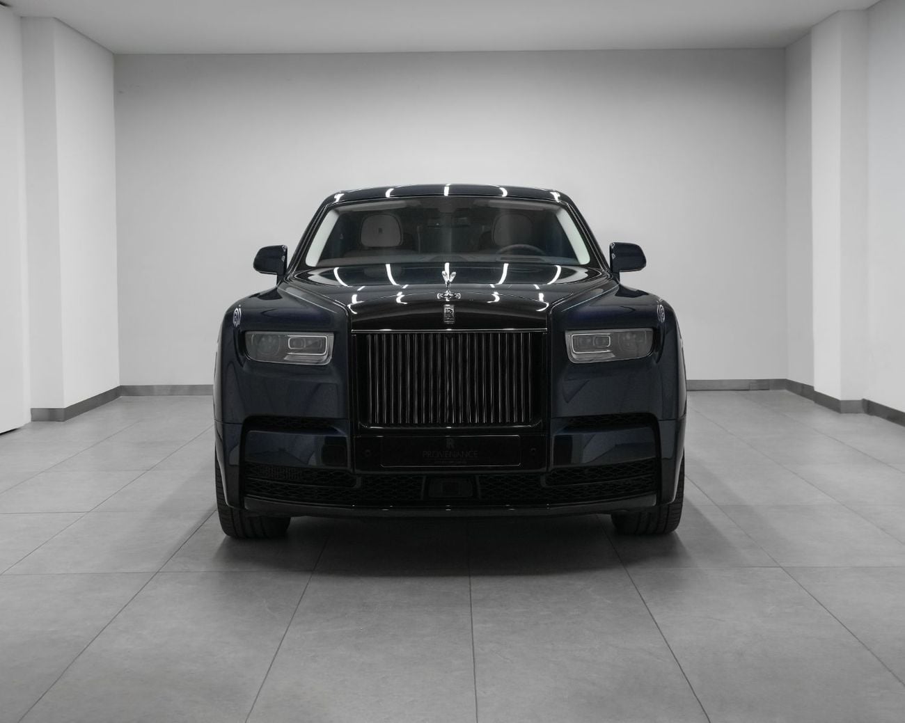 رولز رويس فانتوم 2025| Certified Pre-Owned | Warranty & Service