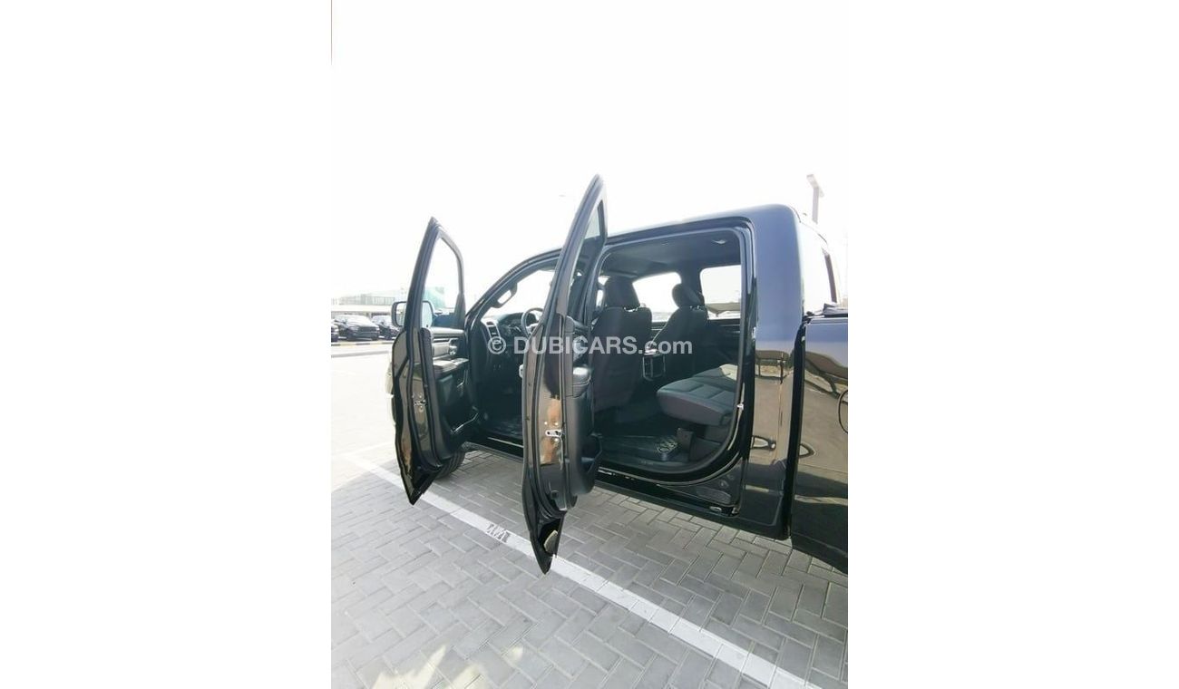 RAM 1500 Dodge RAM Bighorn - 2022 - Black