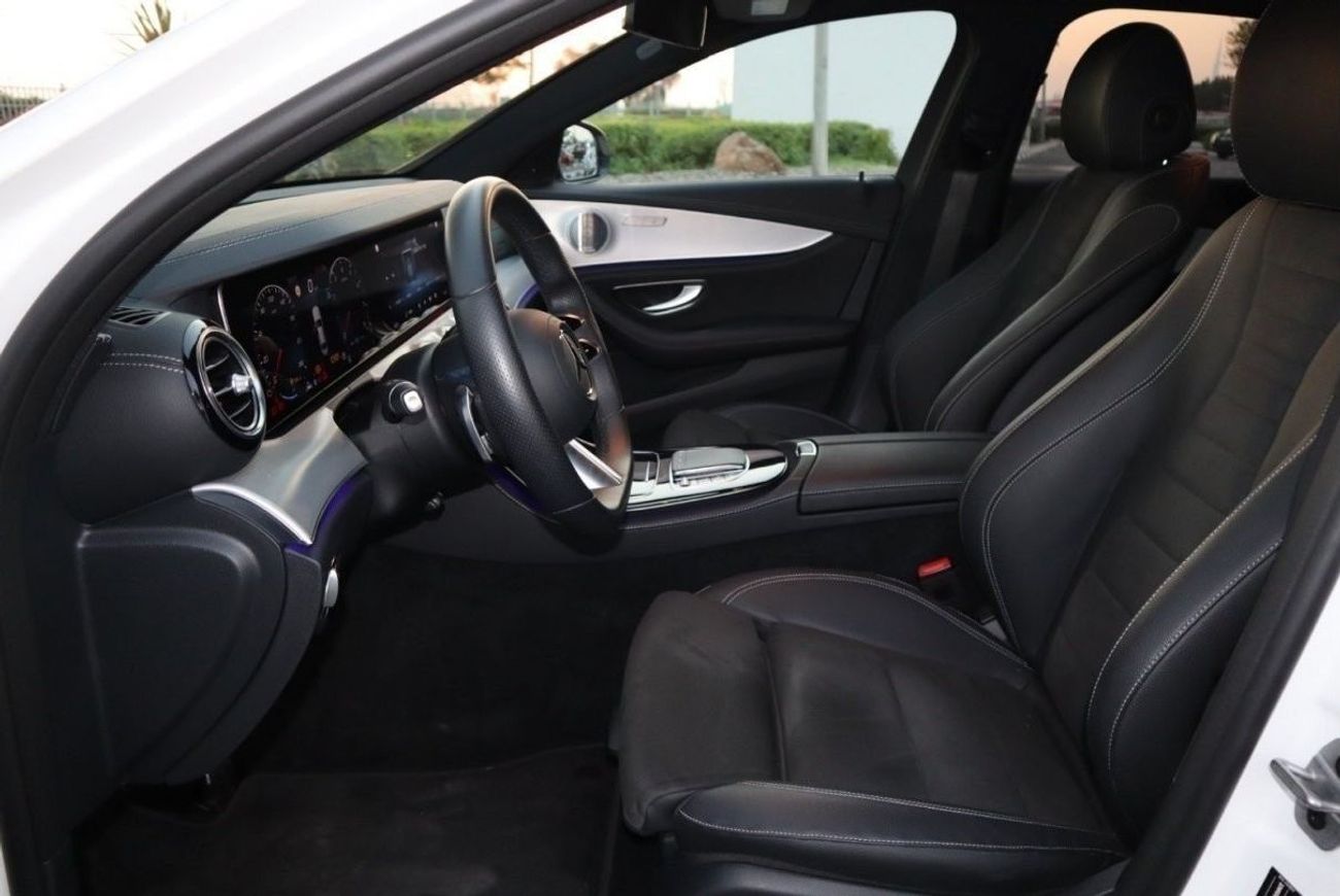 Mercedes-Benz E300 E300  Electric and patrol