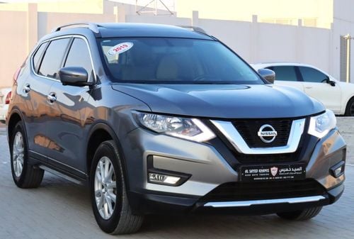 نيسان إكس تريل SV نيسان اكس تريل 2019 فل اوبشن خليجي بحالة ممتازة