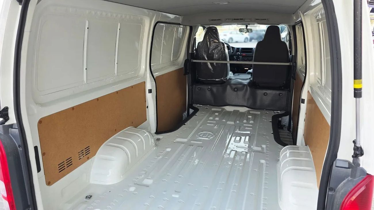 Toyota Hiace GL Toyota/HIACE D/ 2.5L PNL VAN AC STD RF MT