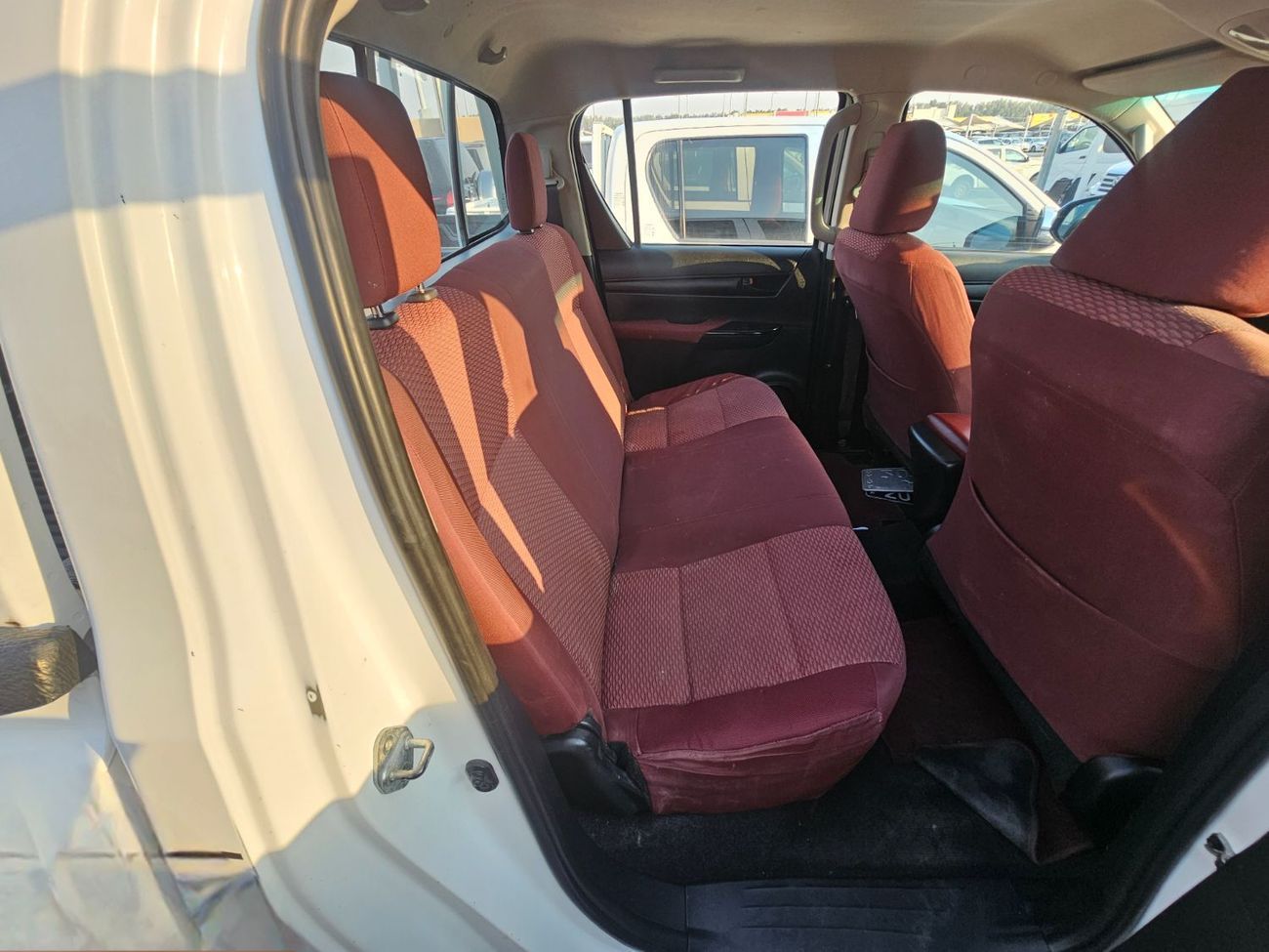 Toyota Hilux Double Cabin Pickup LHD 2.7L 4WD Petrol Automatic 4 Cylinders 5 Seats 4 Doors