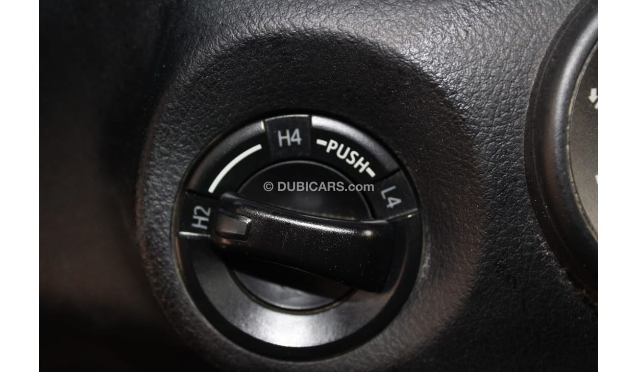 تويوتا هيلوكس تويوتا هيلوكس 2017 ديزل خليجي بحالة ممتازة بدون حوادث نظيفه جدا من الداخل والخارج