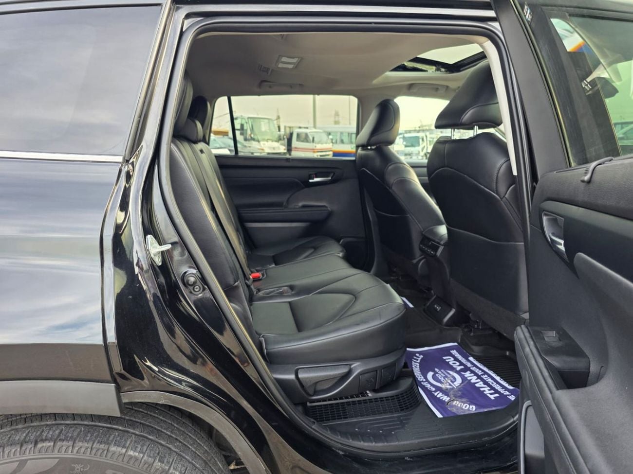 تويوتا هايلاندر 2.5L hybrid XLE (AWD)