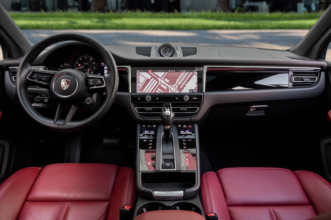 Porsche Macan Macan | 5,190 P.M | 0% Downpayment | Agency Warranty!