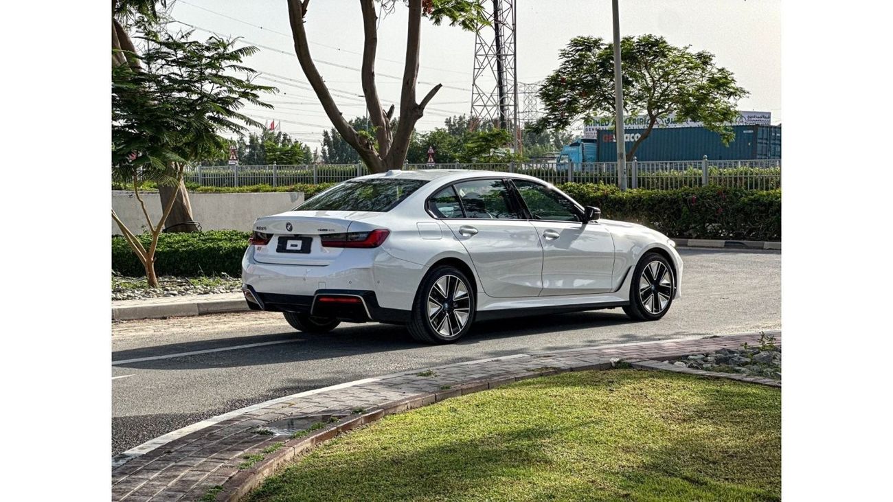 BMW i3 NEW BMW I3 E-DRIVE40L 2024 (592 KM), HUD, 360 CAMERA