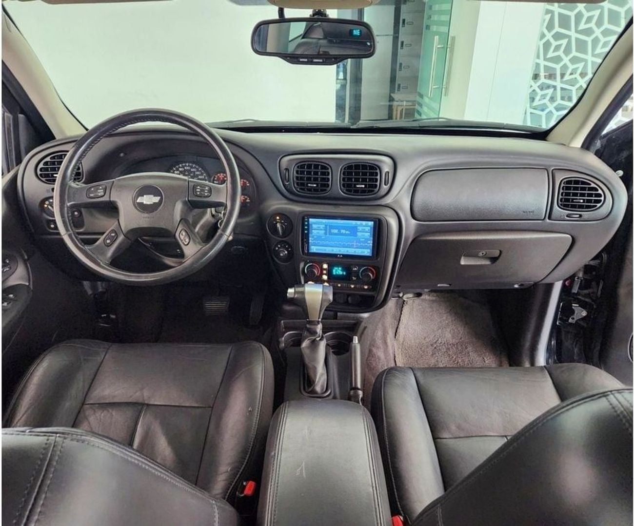 Chevrolet Trailblazer LTZ 4.2L-6CYL - EXCELLENT CONDITION GCC SPECIFICATION