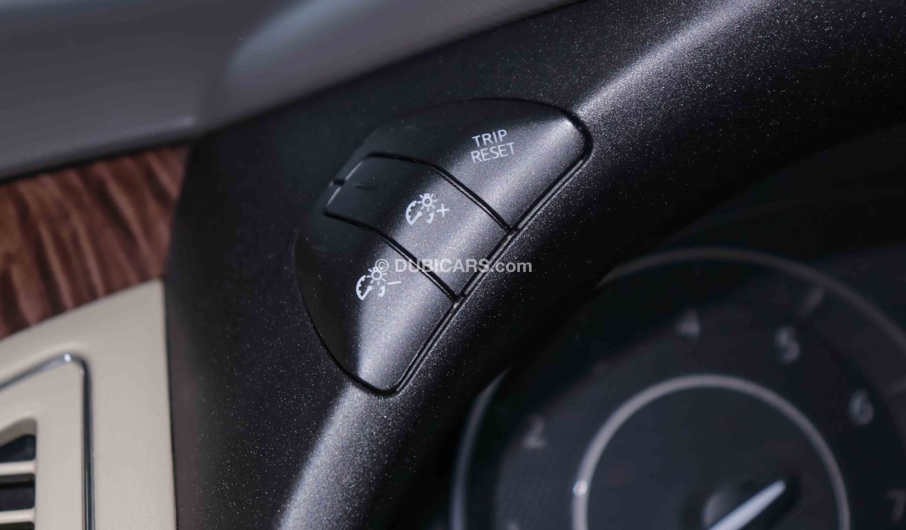 Nissan Patrol SE With  Platinum Kit full service history