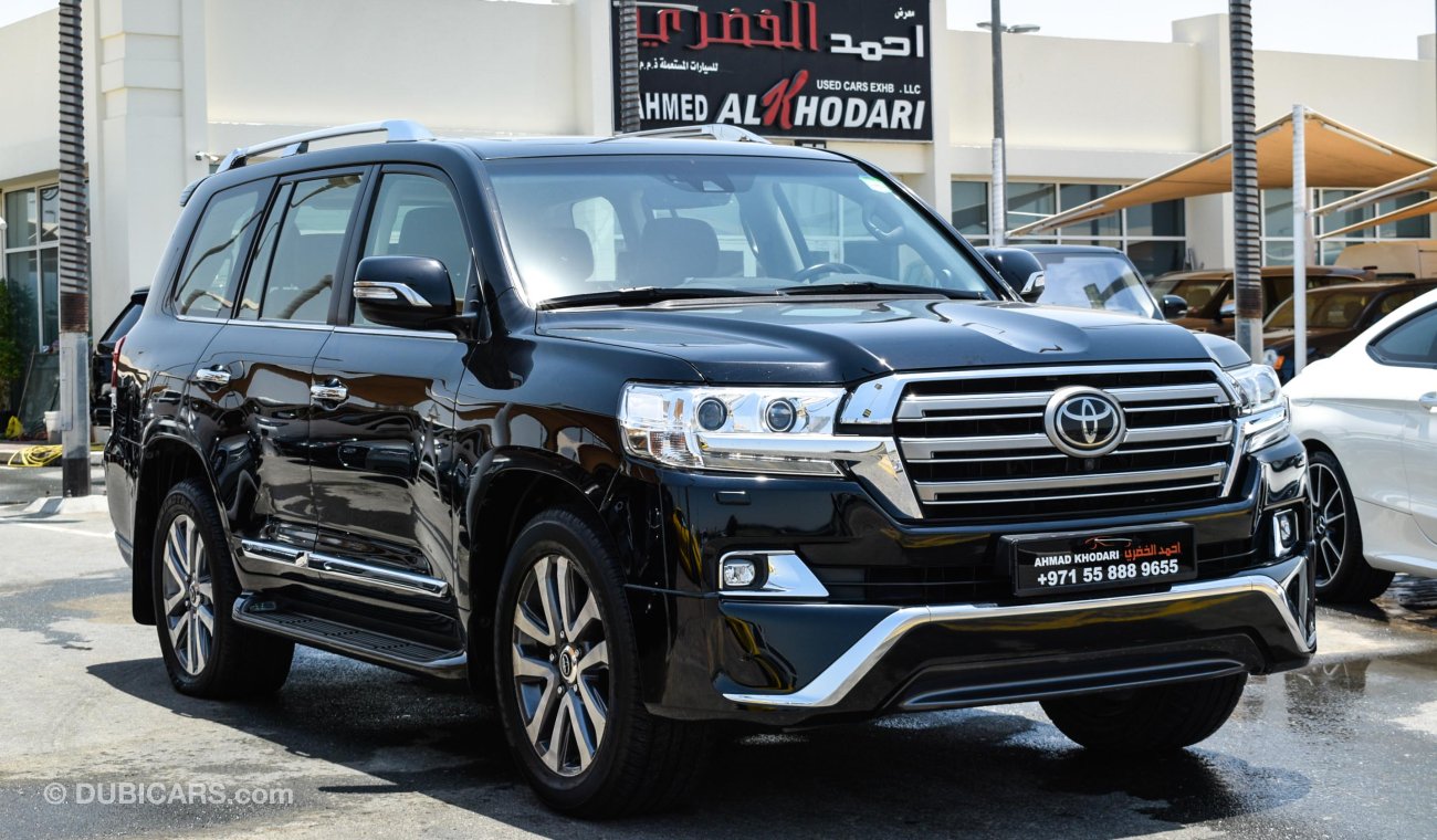 Toyota Land Cruiser VXR V8 5.7