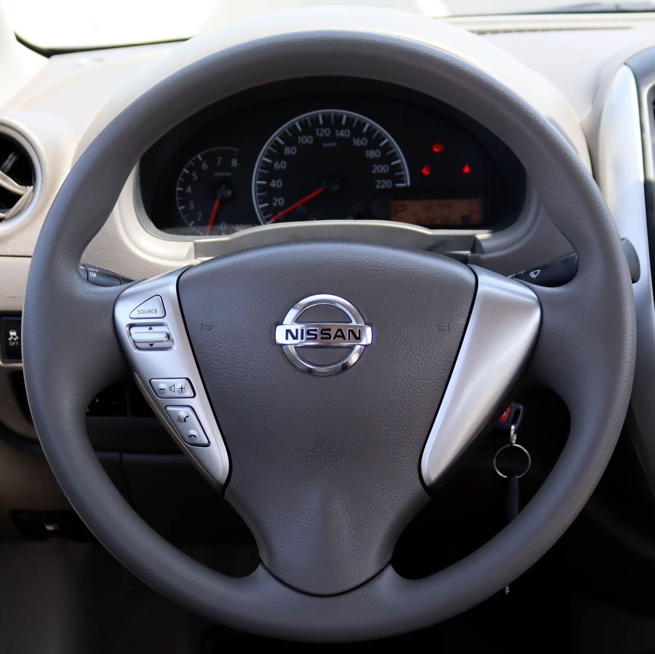 نيسان صني نيسان صني 1.5 لتر موديل 2022 خليجي، دهان أصلي، بحالة ممتازة، خالية من الحوادث، قسط شهري 461