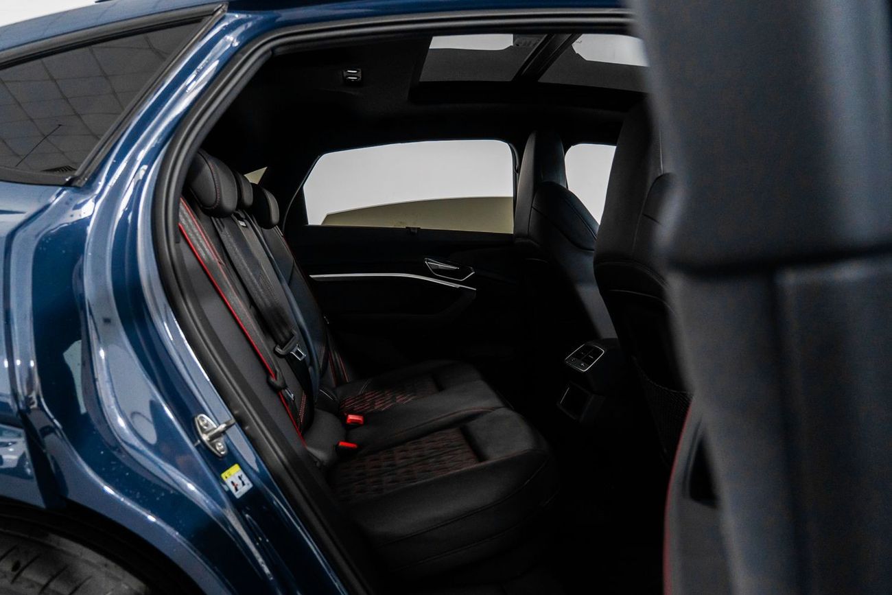 Audi Q8 etron 55 quattro Advanced