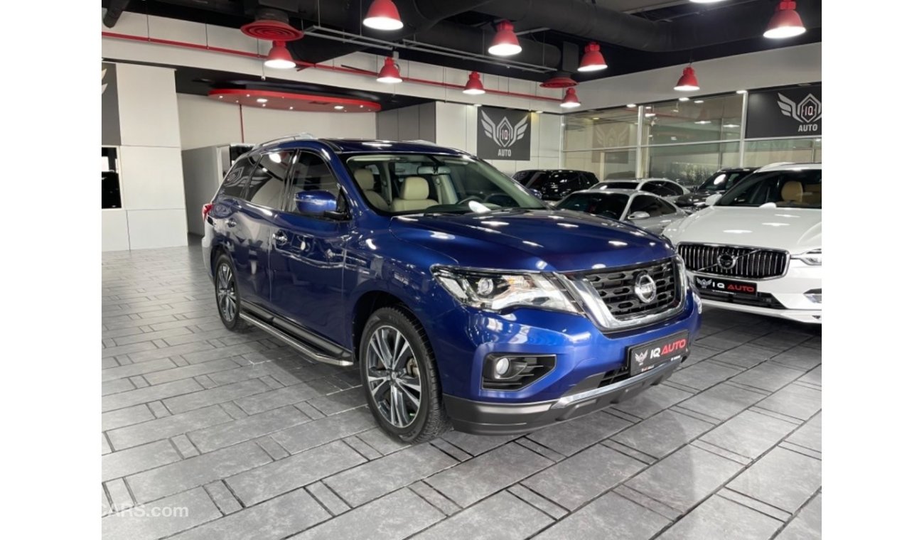 Nissan Pathfinder 4WD SV 7 SEATERS