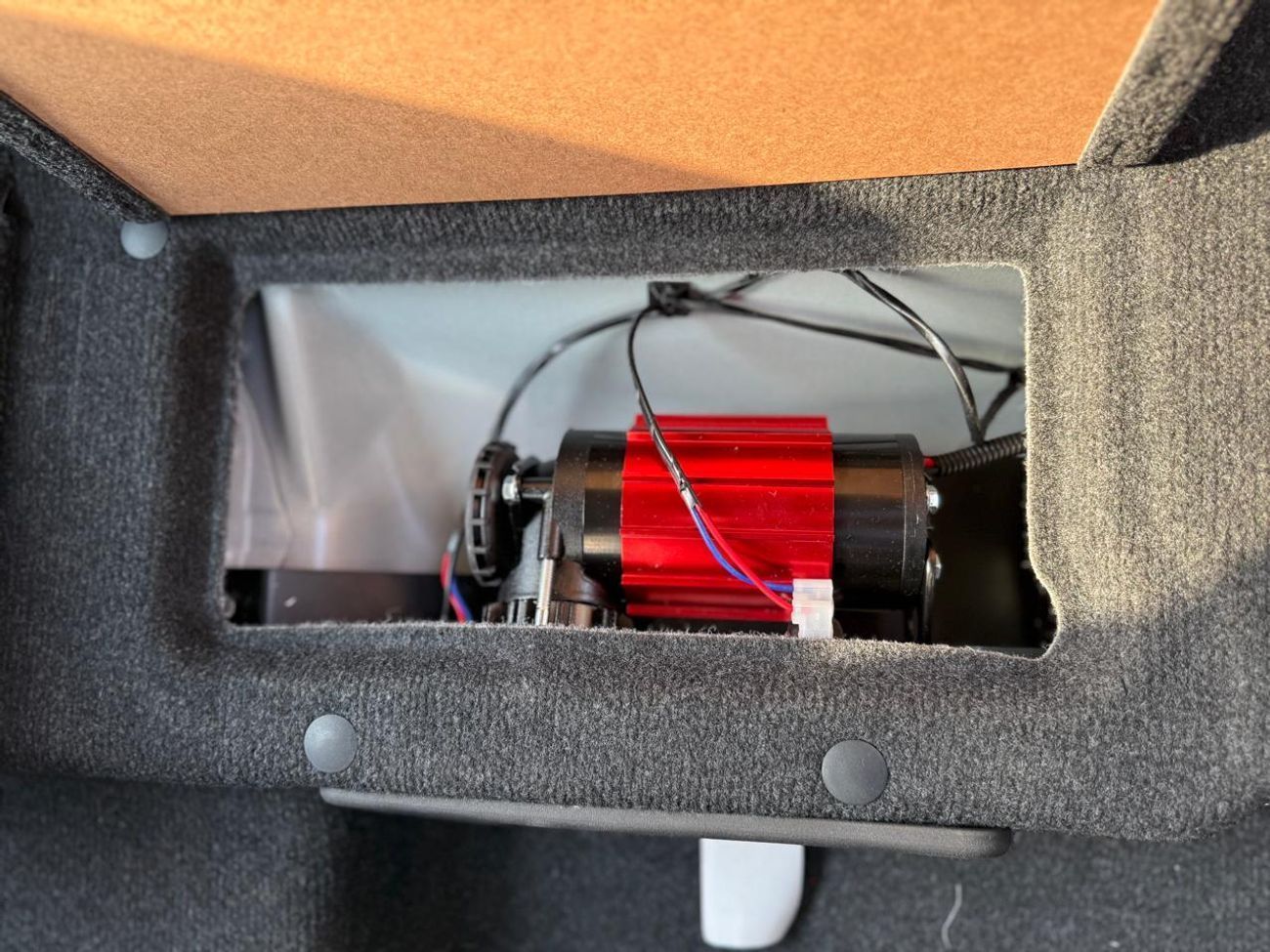 تويوتا هيلوكس HILUX D/C , GLXS-V , Full Option SR5 , 2.7L Petrol 4X4 , 2025 Model